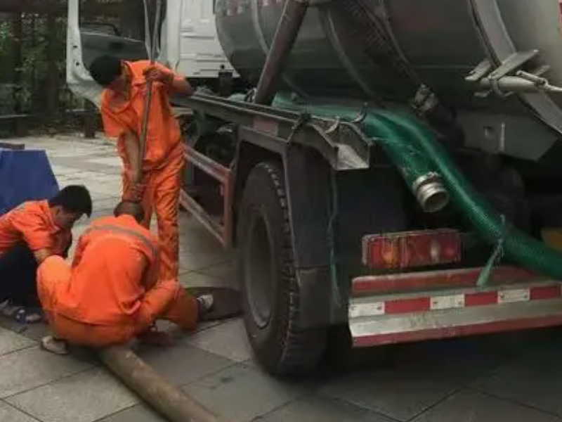 深圳专业疏通下水管道、抽化粪池、防水补漏