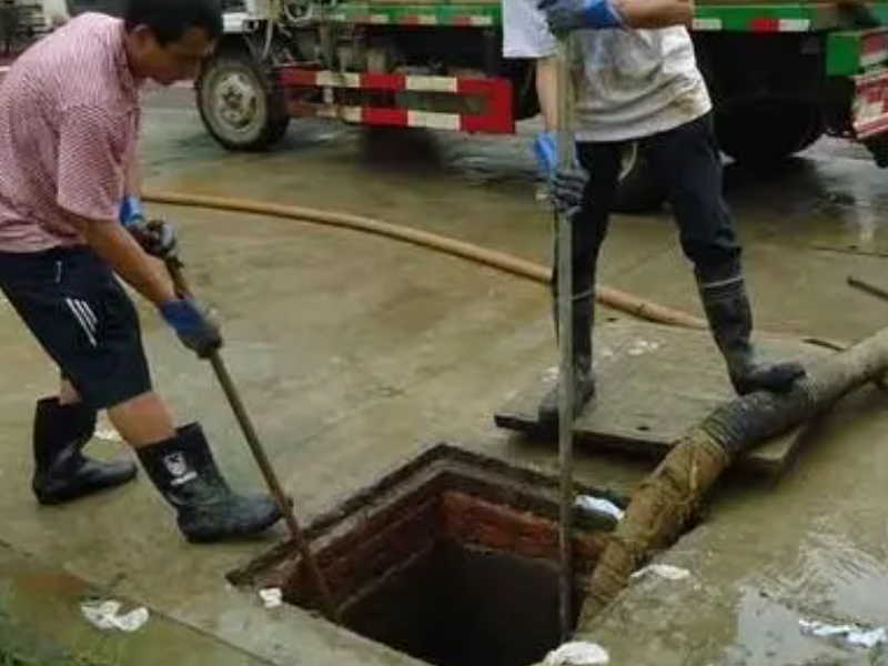 马桶不下水怎么办,找深圳市清洁服务有限公司