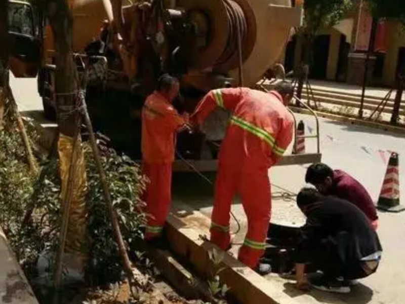 深圳清理化粪池电话 吸粪（污）车抽粪 深圳管道疏通附近900米