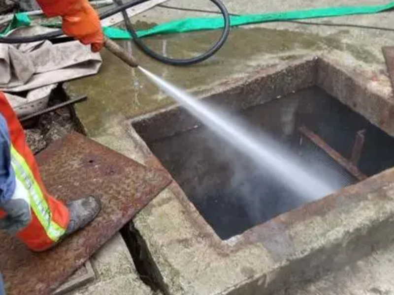 深圳金牌疏通公司下水道疏通化粪池清理改管换管